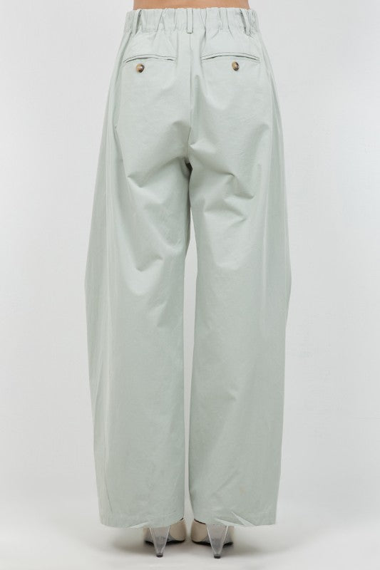 PLEATED BARREL TROUSERS