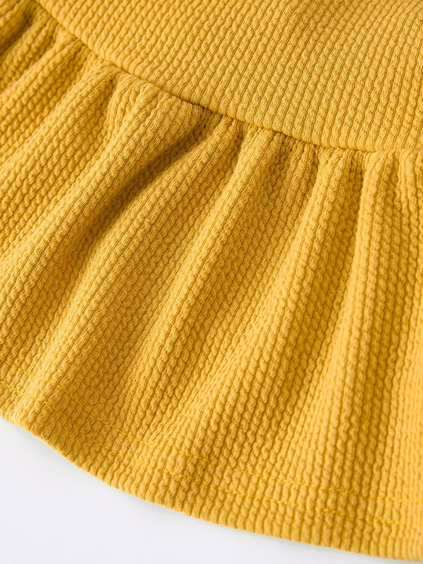 Conjunto de dos piezas de vestido para niñas color margaritas y amarillo mostaza