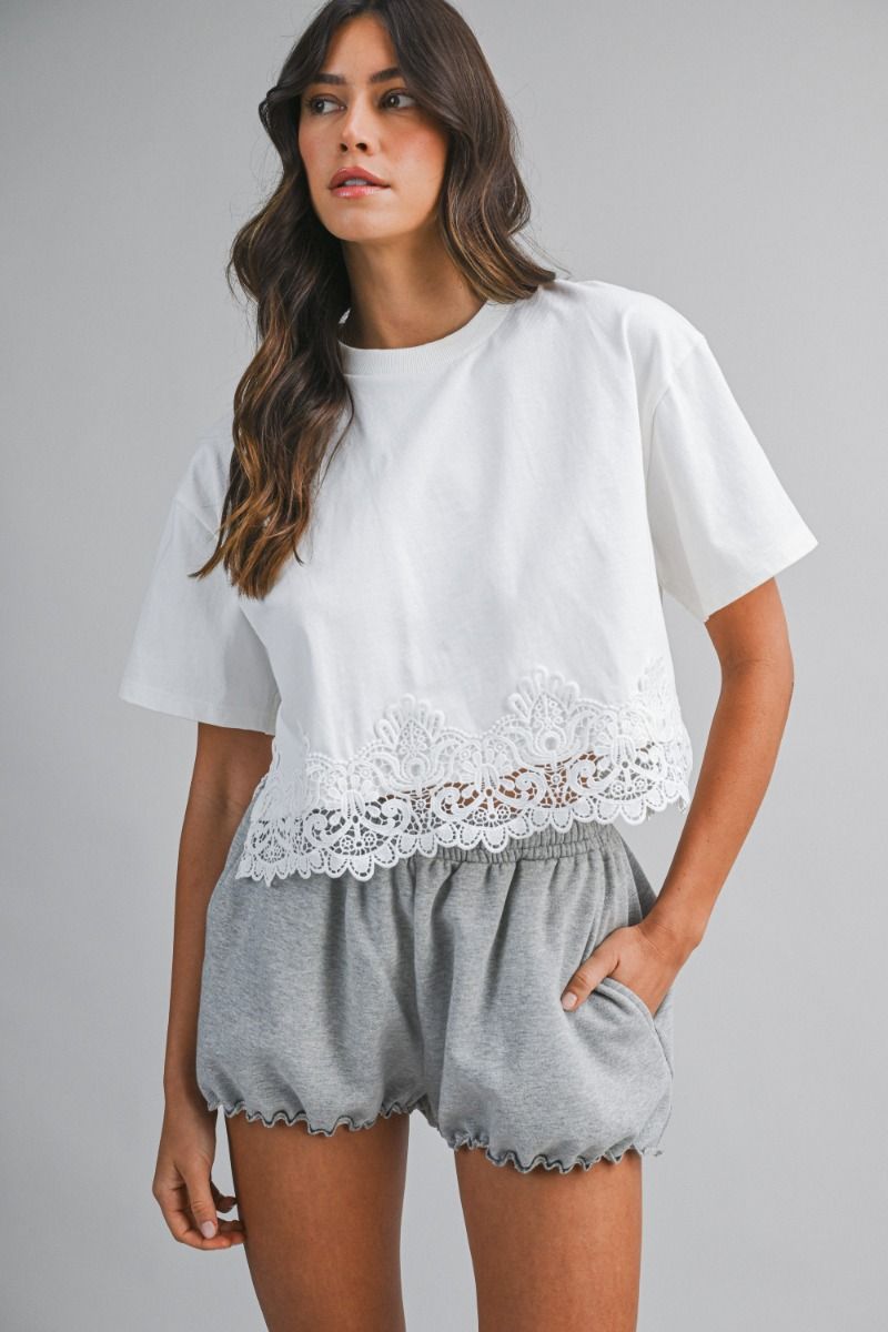 LACE TRIM CROPPED TEE