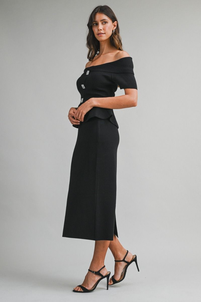 CONJUNTO MIDI PEPLUM CON HOMBROS DESCUBIERTOS
