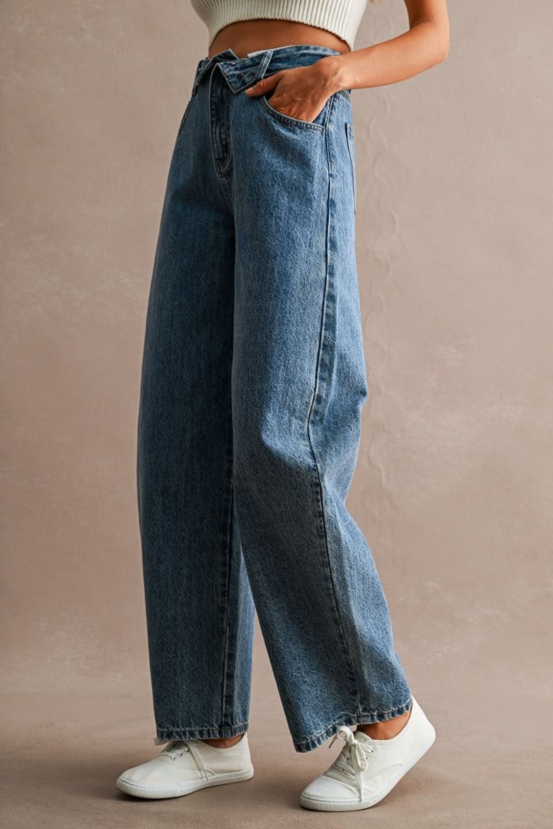 FOLD-OVER WAIST BARREL JEANS
