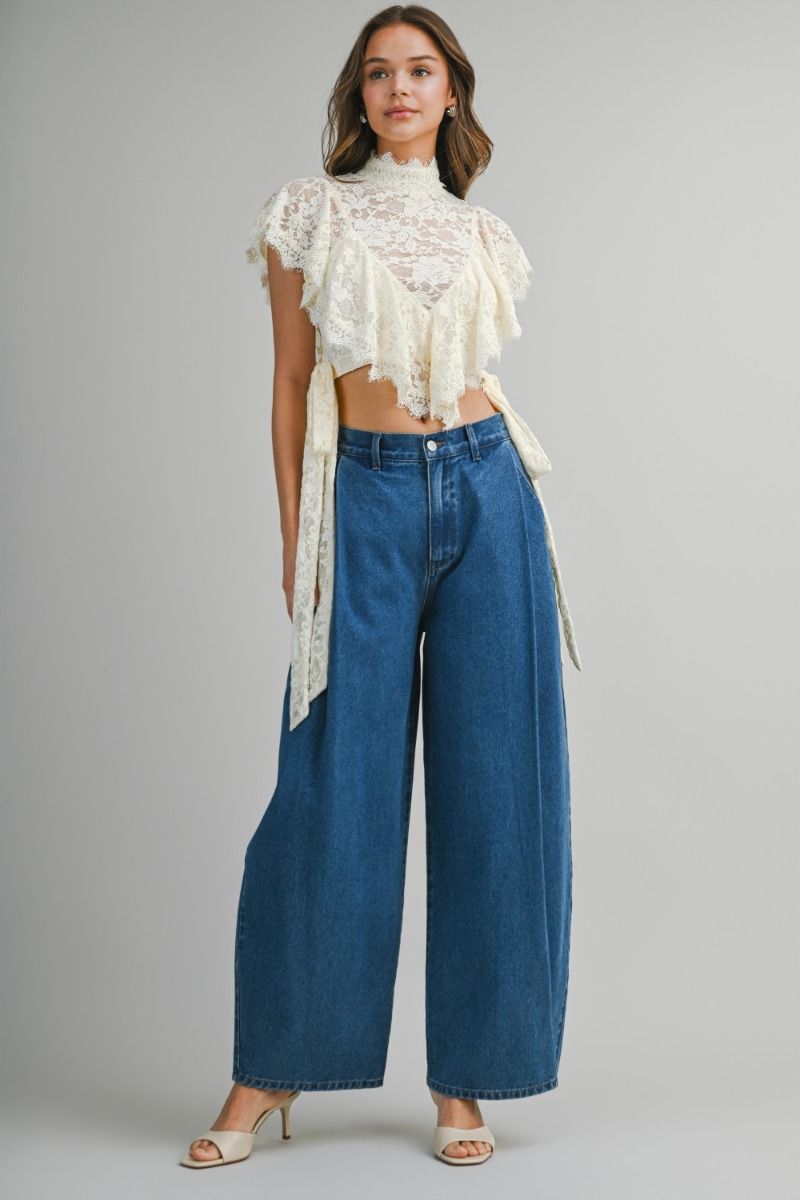VINTAGE LACE RUFFLE TOP
