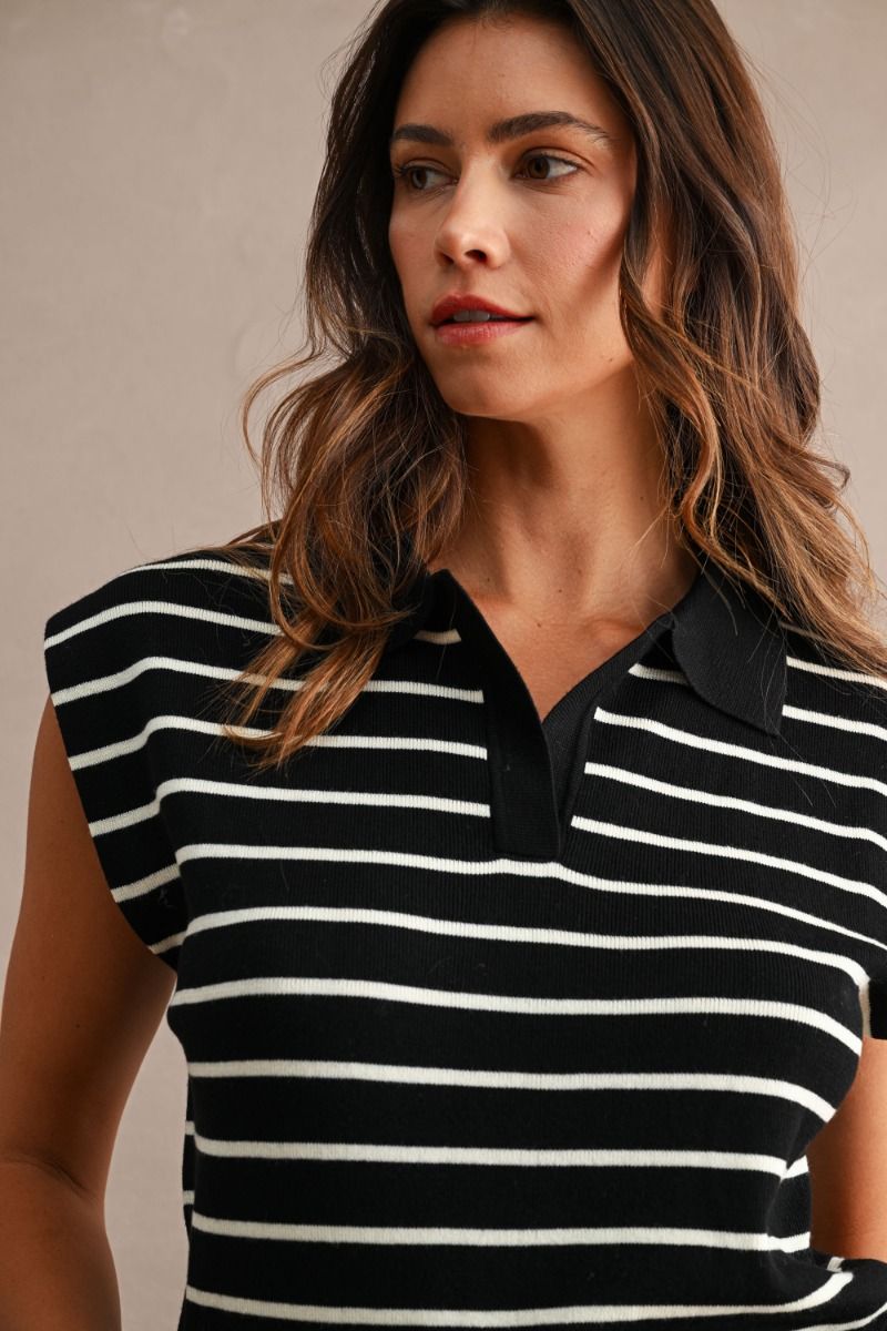 STRIPED SLEEVELESS KNIT POLO TOP