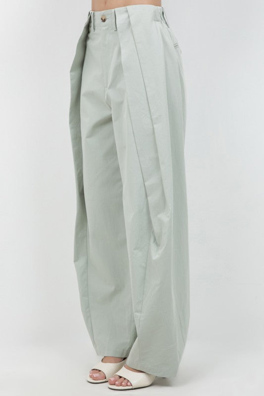 PLEATED BARREL TROUSERS