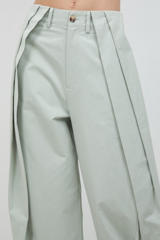 PLEATED BARREL TROUSERS