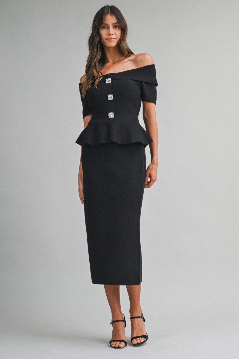 CONJUNTO MIDI PEPLUM CON HOMBROS DESCUBIERTOS