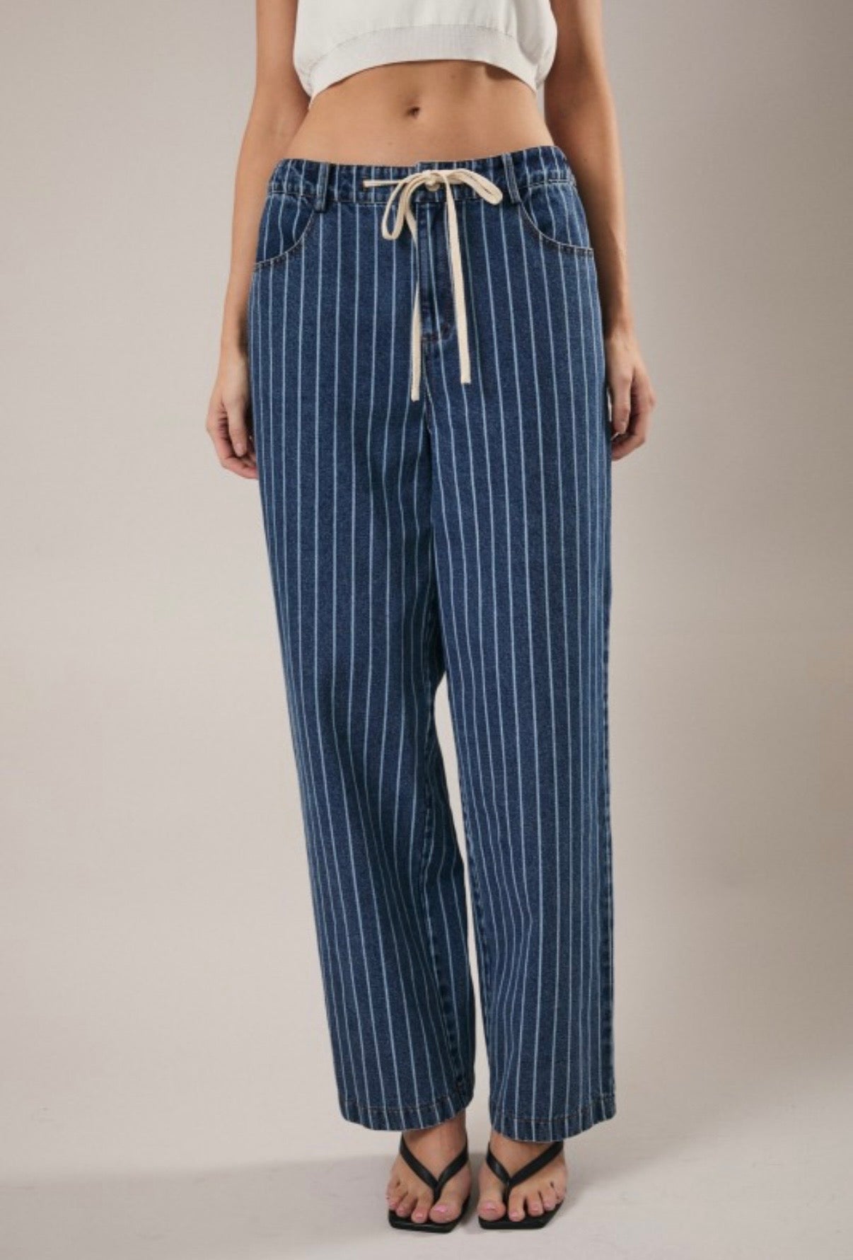 FRONT TIE STRIPE STRAIGHT JEANS
