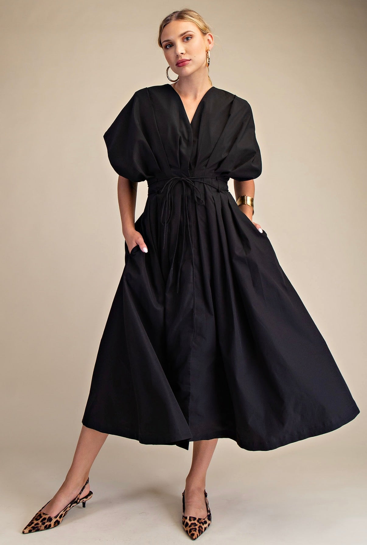 BLACK PLEATED MIDI DRESS
