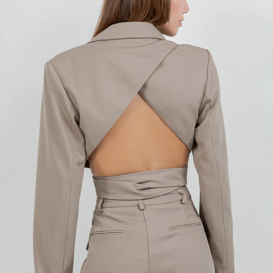 CROPPED STRUCTURED WOVEN BLAZER w/SELF WRAP BELT & PANTS