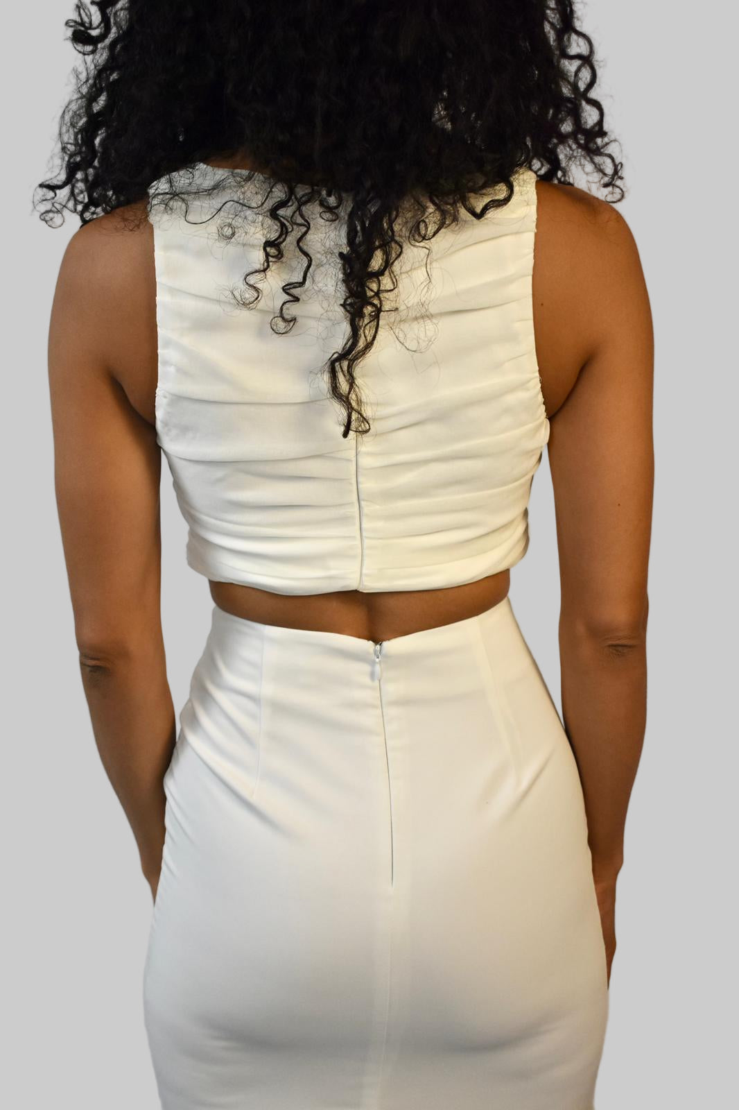 Conjunto de falda midi fruncida y top de tirantes fruncido en mezcla de organza