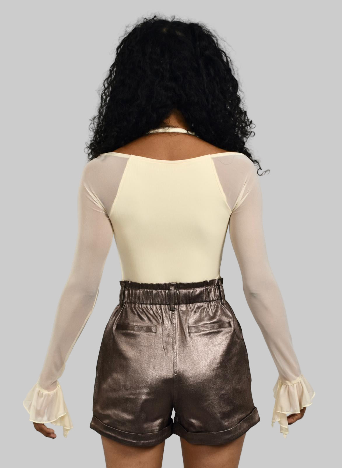 PANTALONES CORTOS ELÁSTICOS CON CINTURA