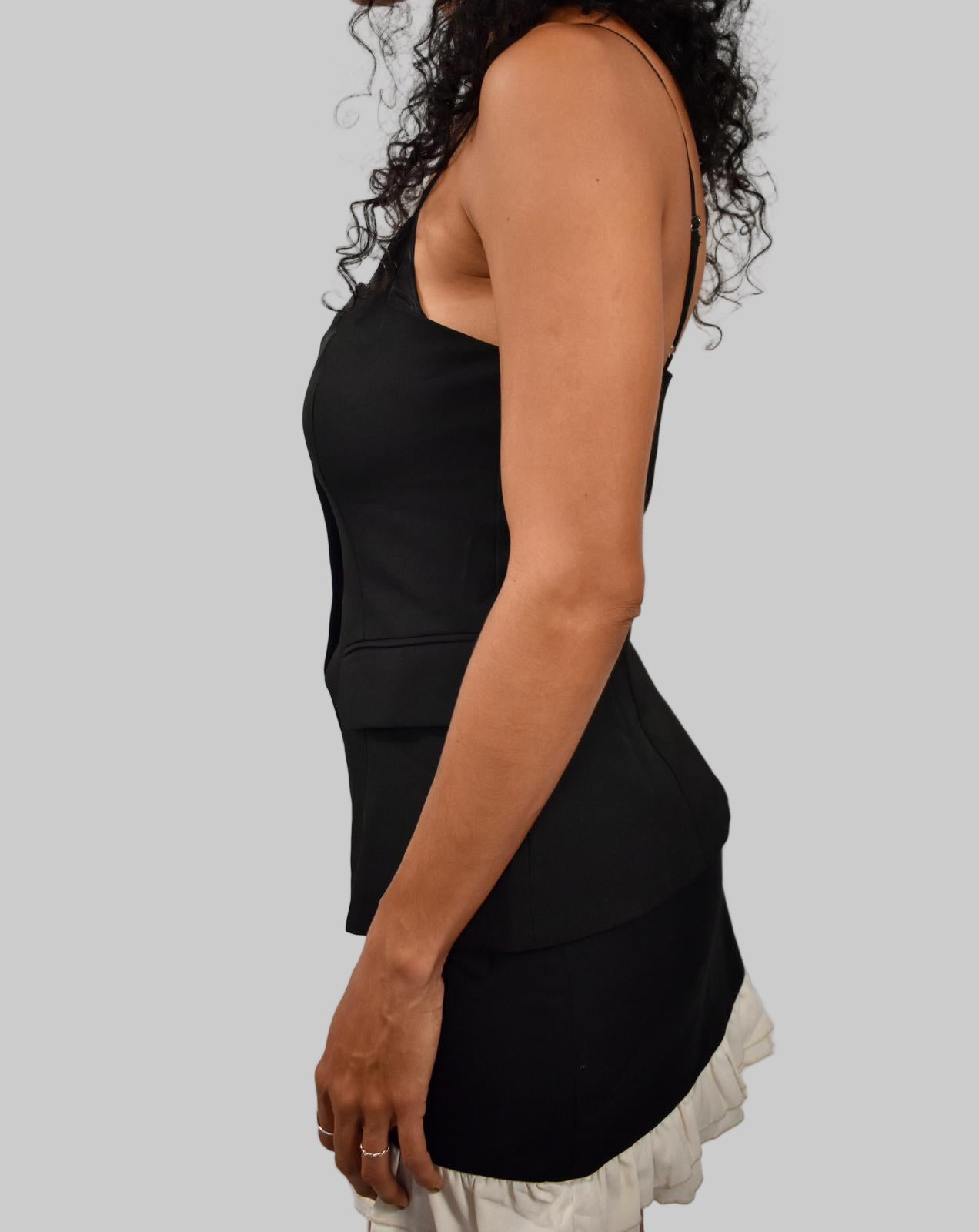 CAMISETA CHALECO CON BOTONES DE TEJIDO SUAVE