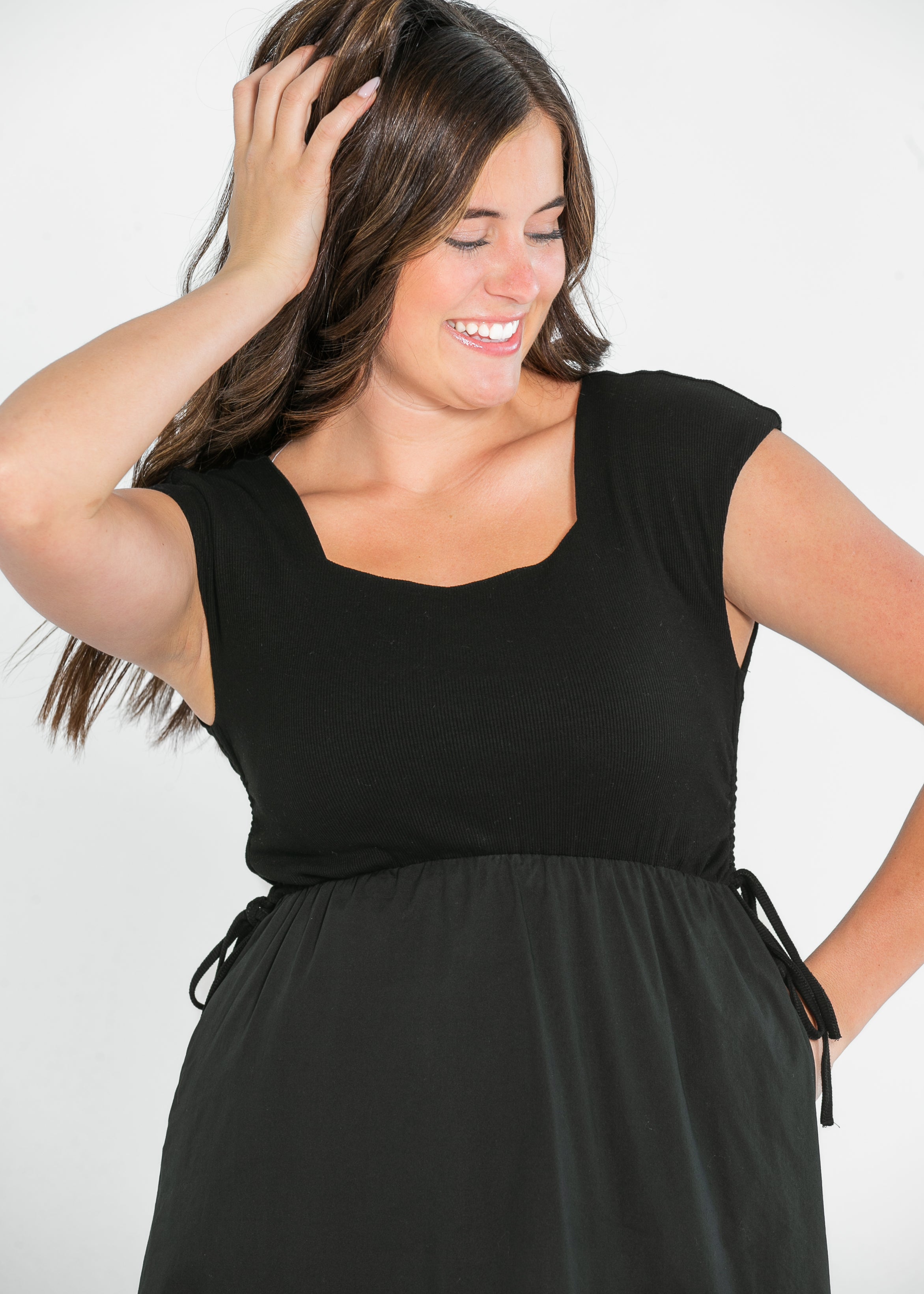 Vestido maxi Eleanor de corte A negro